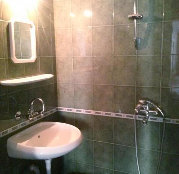 פנסיון Guest House Dzhegosh