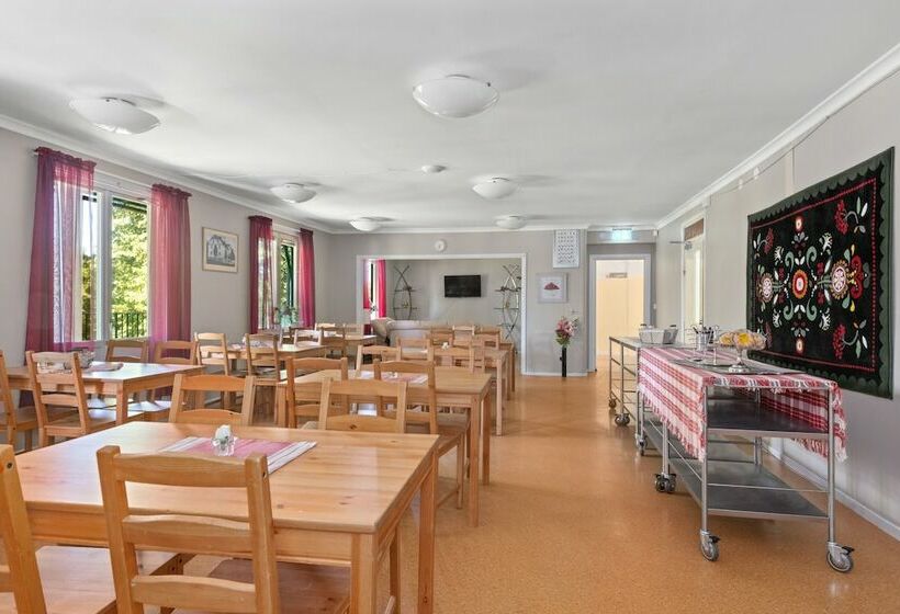 Dalarna Inn   Hostel