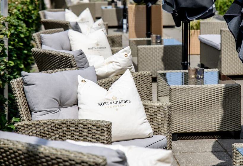 تختخواب و صبحانه Godstedlund