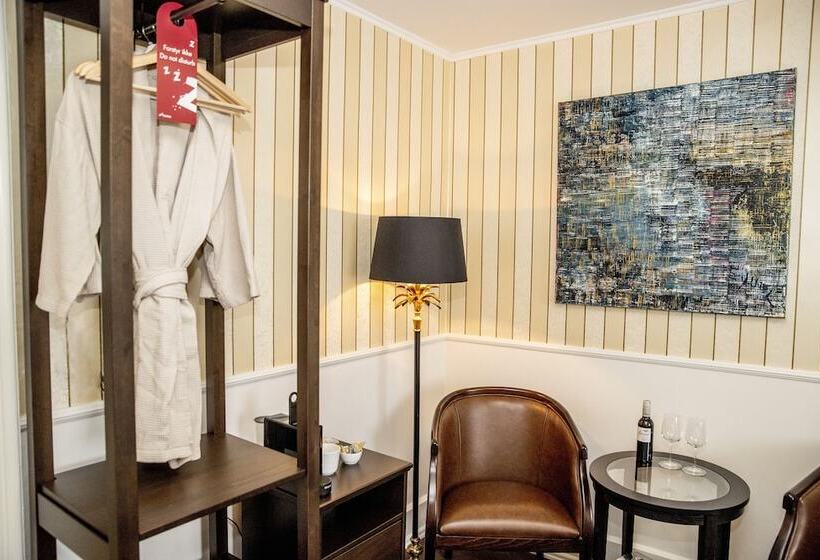 تختخواب و صبحانه Godstedlund