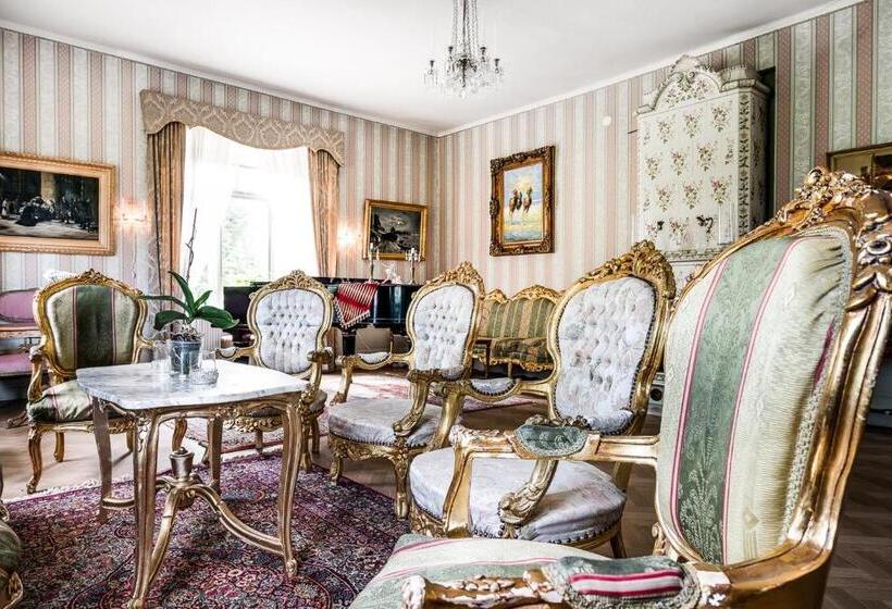 مبيت وإفطار Wedevågs Herrgård