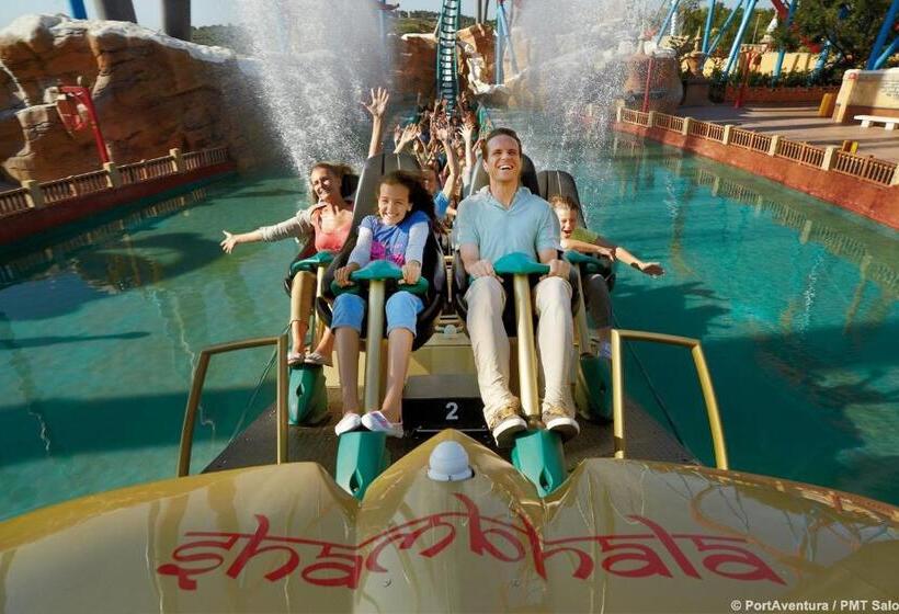 هتل Camping & Resort Sangulí Salou