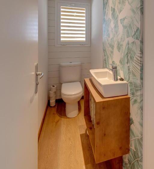 هتل Camping & Resort Sangulí Salou