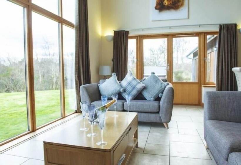 فندق Clovenstone Lodges