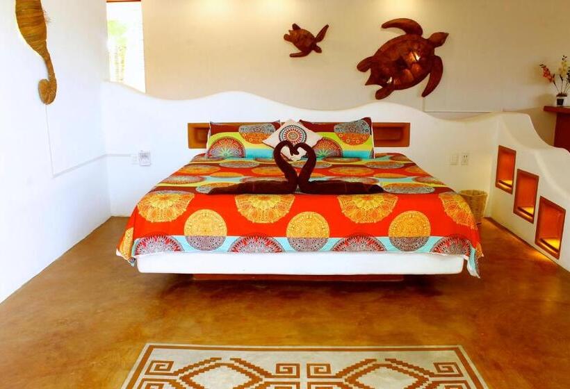 هتل Punta Arena Surf Suites