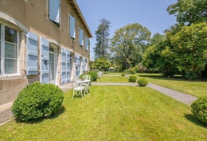 پانسیون Appart Hôtel Bellevue
