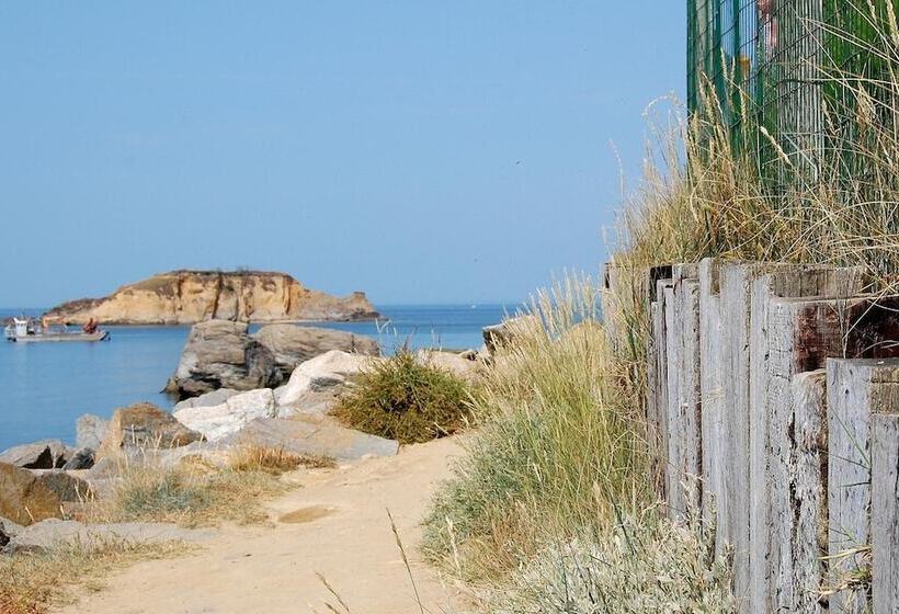 住所  Résidence Les Iles