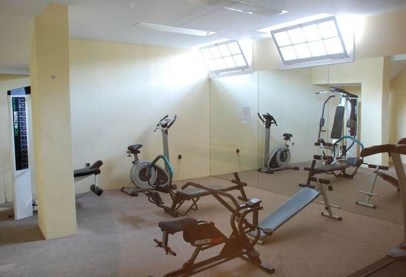 Apartamentos El Toro