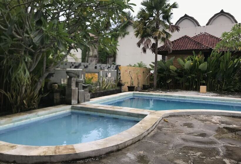 تختخواب و صبحانه Zifa Kuta Lombok