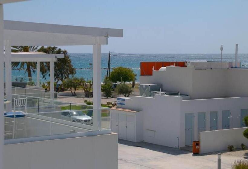 پانسیون Blue Diamond Villas