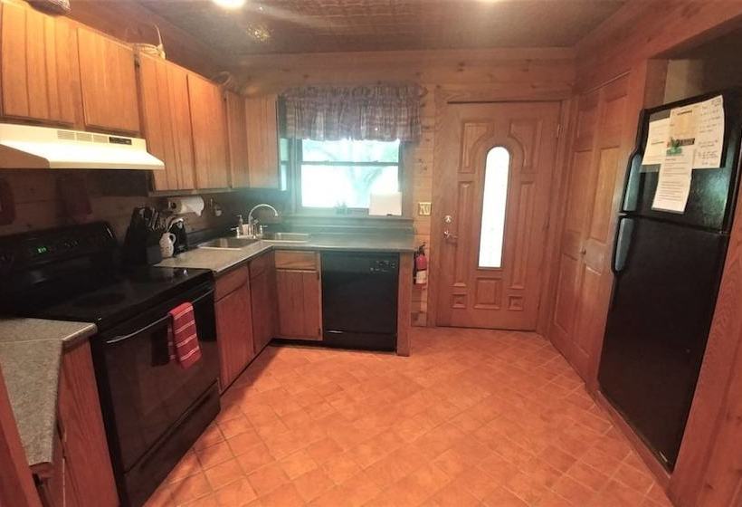 The Jive  Christophers_riverside_cabin