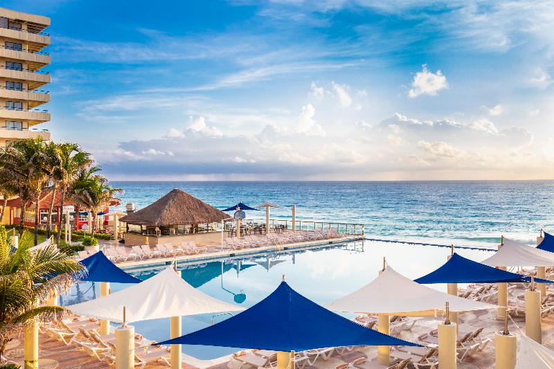هتل Crown Paradise Club Cancun   All Inclusive
