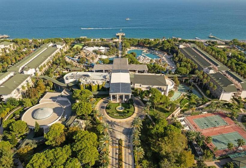 هتل Dobedan World Palace