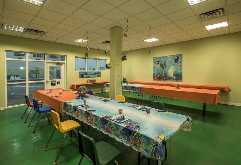 בית מלון כפרי Holiday Inn Lethbridge, An Ihg