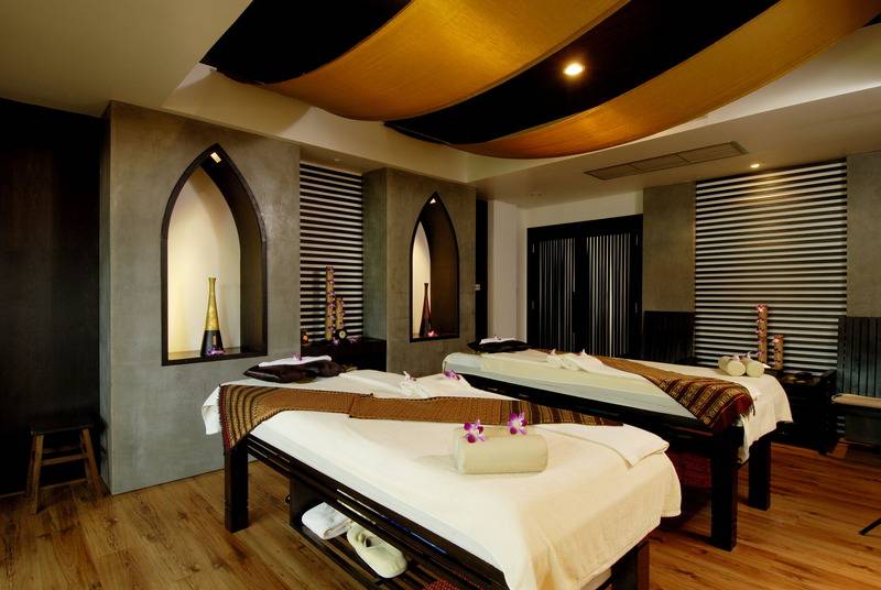 هتل Karon Sea Sands Resort Sha Plus