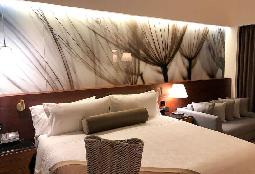 هتل Live Aqua Beach Resort Cancun
