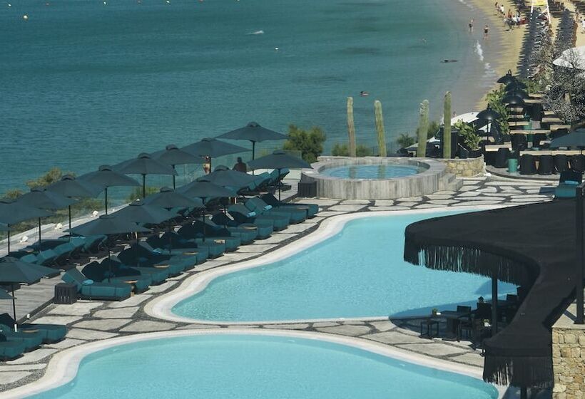 منتجع Myconian Imperial   Leading Hotels Of The World