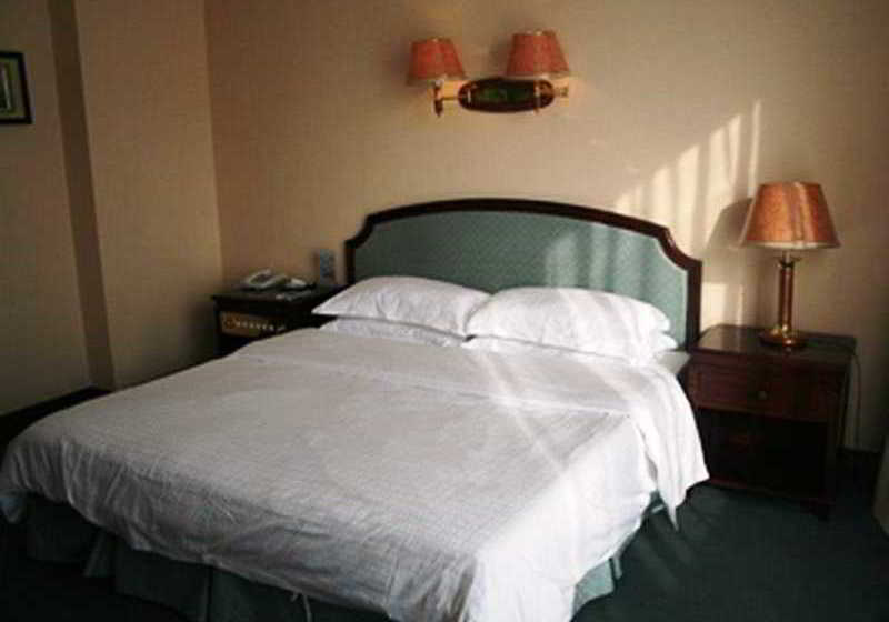 Fotos del hotel Super 8 Hotel Dalian Chenxi:  1