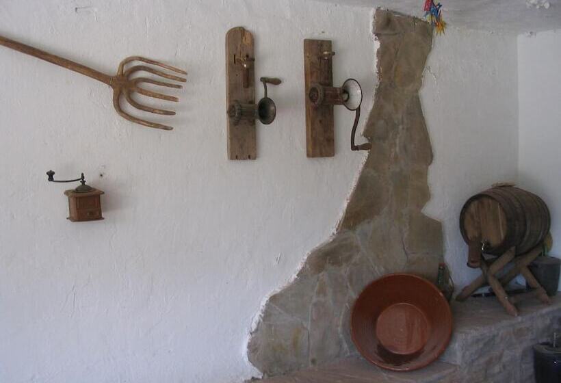 הוסטל Casa Fausto