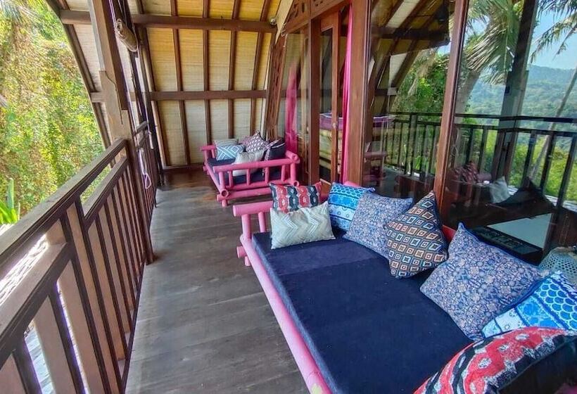 تختخواب و صبحانه Villa Senja Lombok