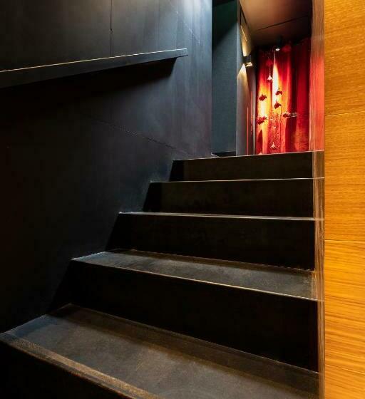 هتل Zrooms&suites Hostel Boutique