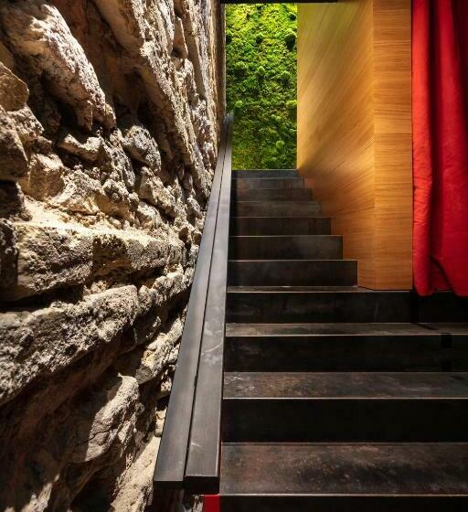 هتل Zrooms&suites Hostel Boutique