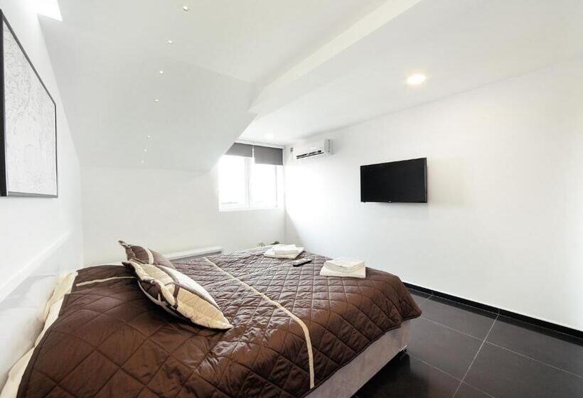 پانسیون Agent Lux Apartments