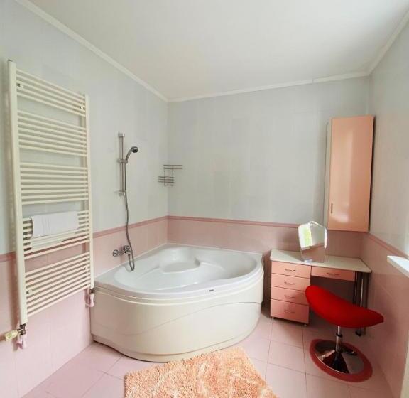 膳宿费 Guest House At Lesya Ukrainka