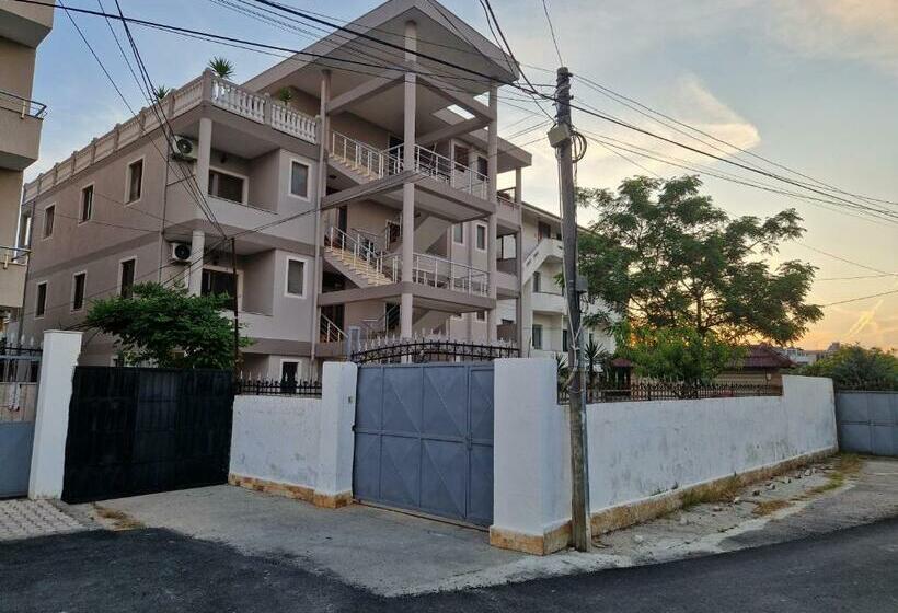 پانسیون Guest House Pisha