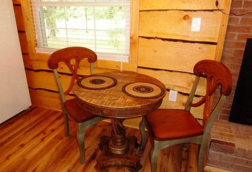 A_pebble_beach_river_cabin