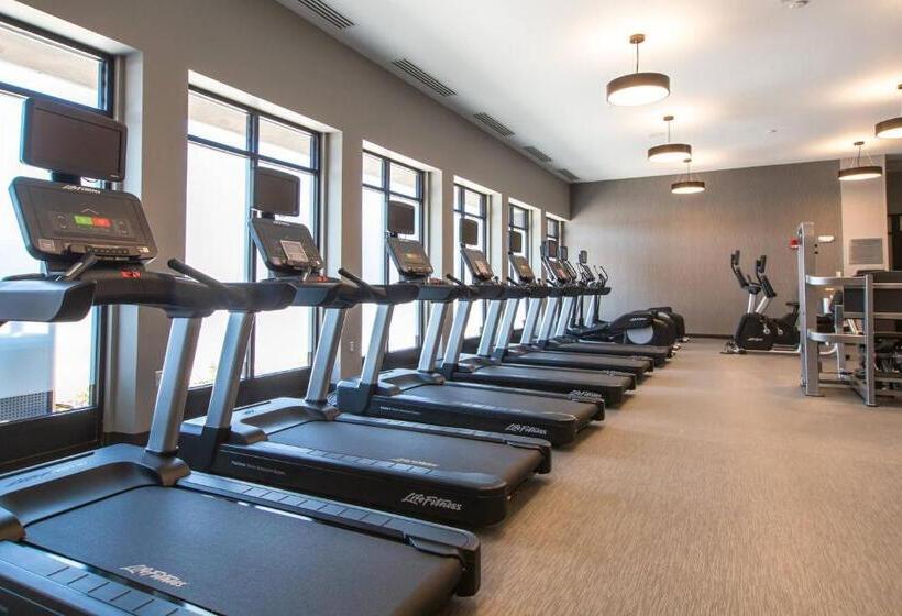 هتل Courtyard By Marriott Rapid City