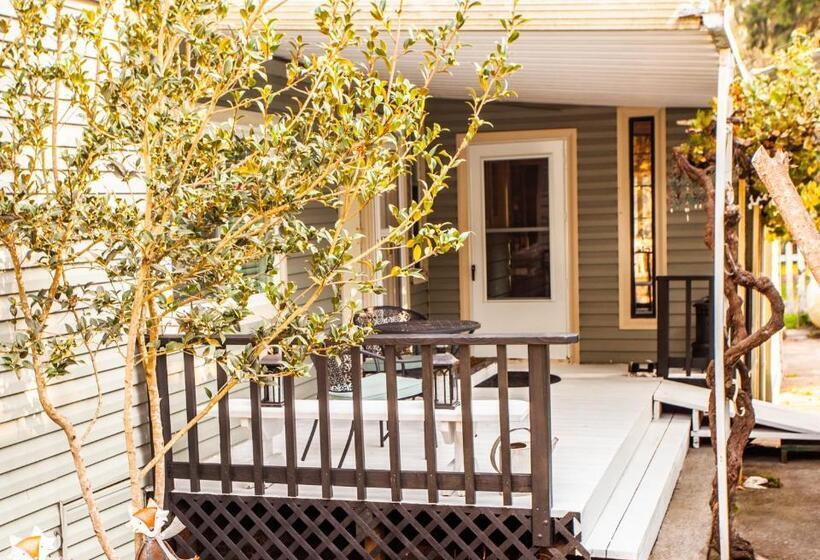 호텔 Cozy Country Cottage In Sebastopol Cottage