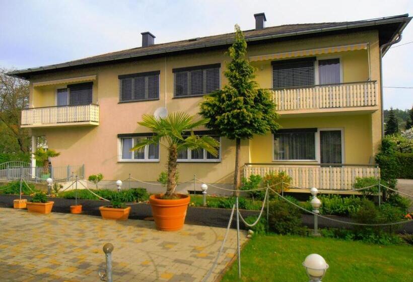 پانسیون Ferienanlage Seehof