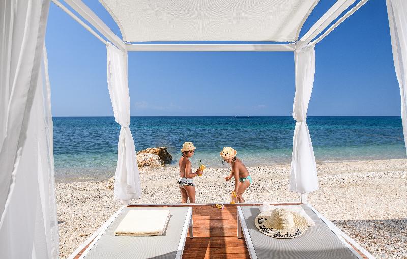 Alexandra Beach Spa Resort