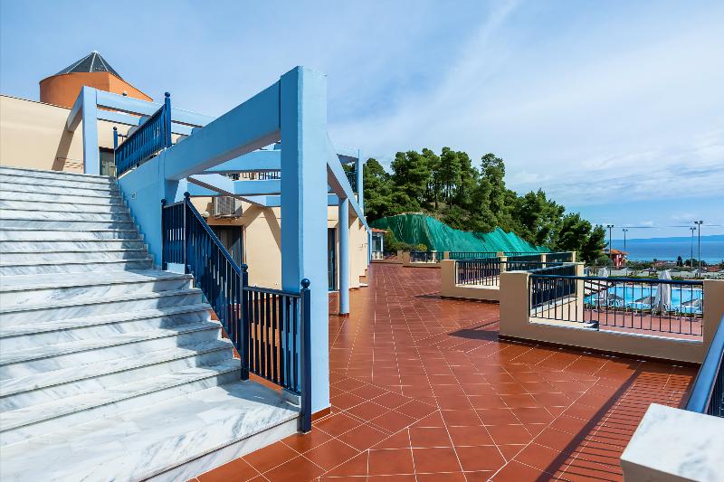 Atrium Hotel