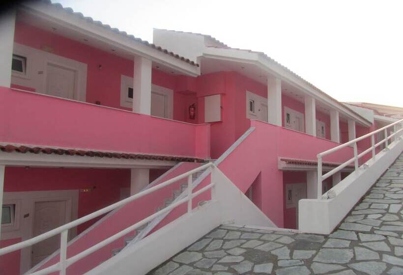 여관 Pink Palace Beach Resort