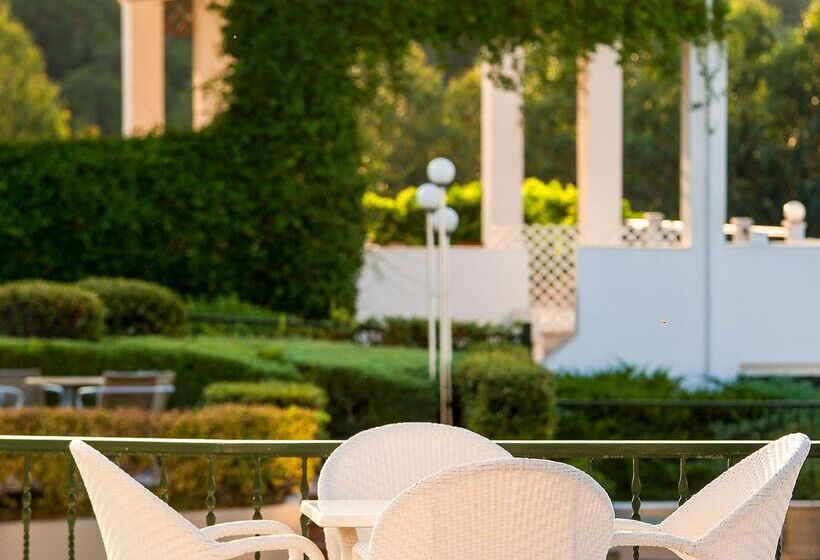 هتل Alexandros Palace
