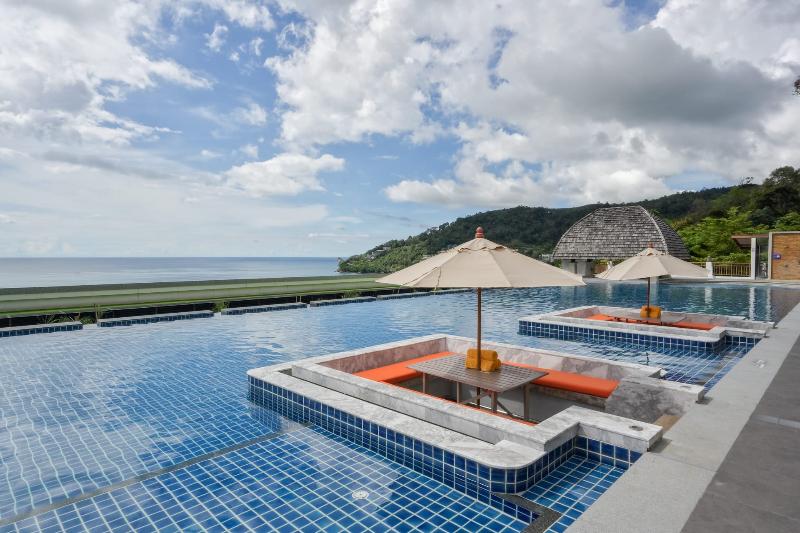 هتل Andamantra Resort And Villa Phuket   Sha Extra Plus