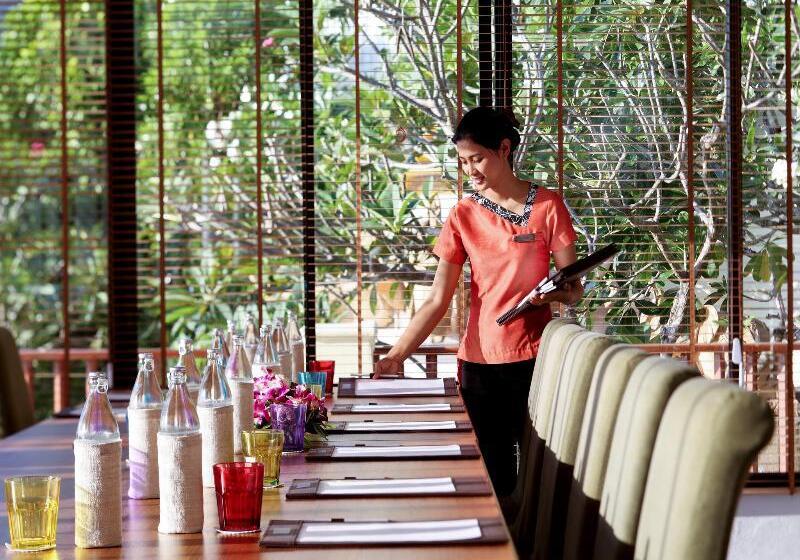هتل Andamantra Resort And Villa Phuket   Sha Extra Plus