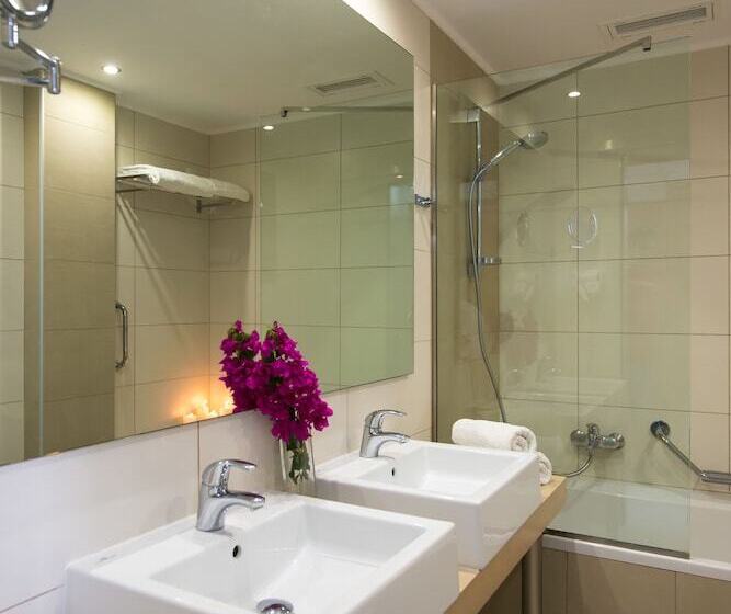 Bitzaro Palace Hotel   All Inclusive