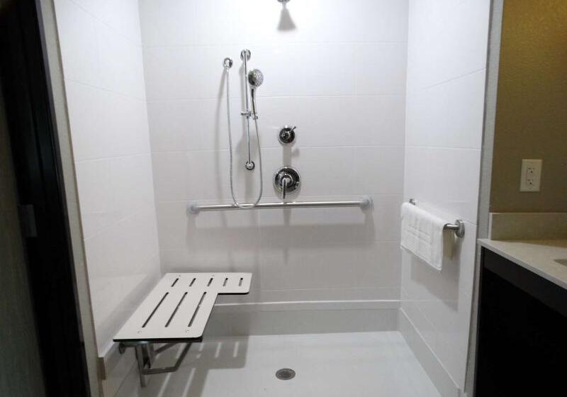 Отель Campanile Leicester