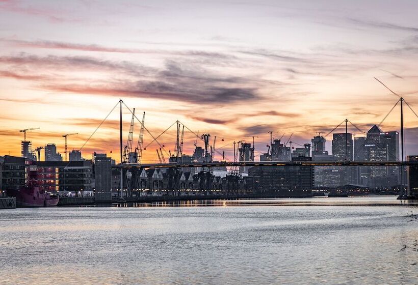 Doubletree By Hilton Hotel London Excel