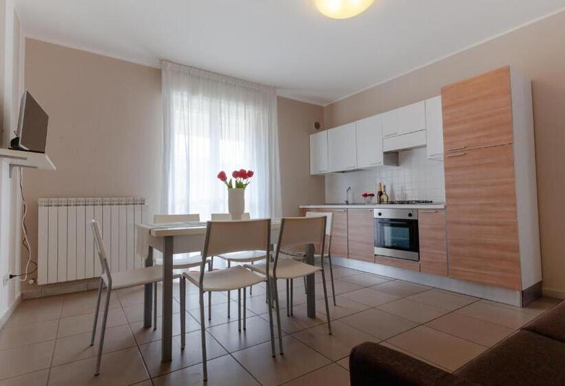 酒店 Holiday Club Residence