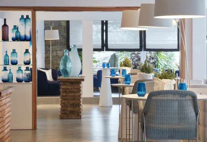 هتل Myconian Ambassador Relais & Chateaux