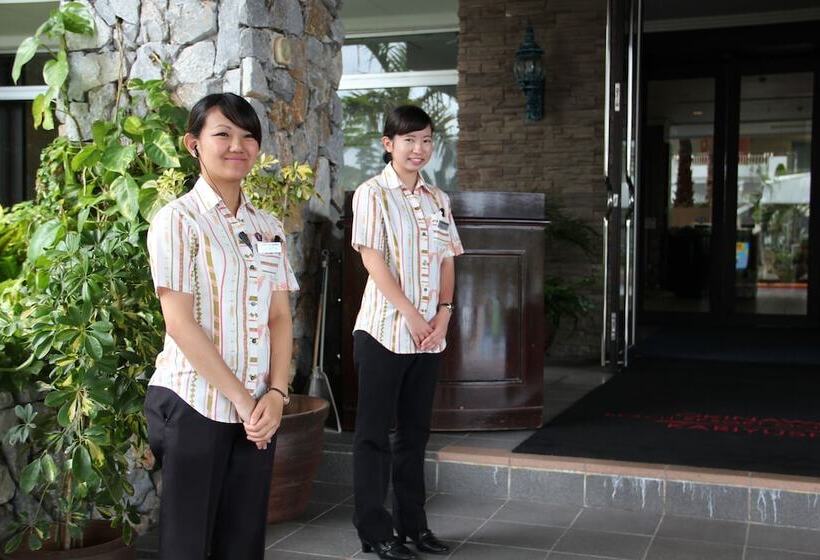 فندق Okinawa Kariyushi Beach Resort Ocean Spa