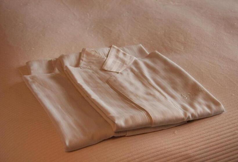 فندق Okinawa Kariyushi Beach Resort Ocean Spa