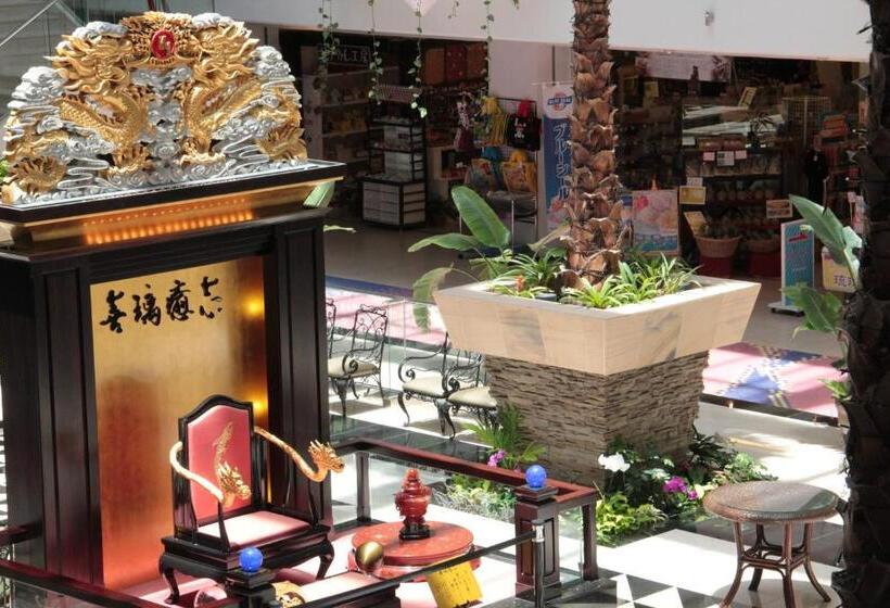 فندق Okinawa Kariyushi Beach Resort Ocean Spa