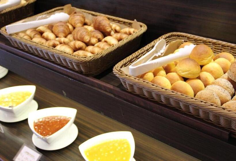 فندق Okinawa Kariyushi Beach Resort Ocean Spa