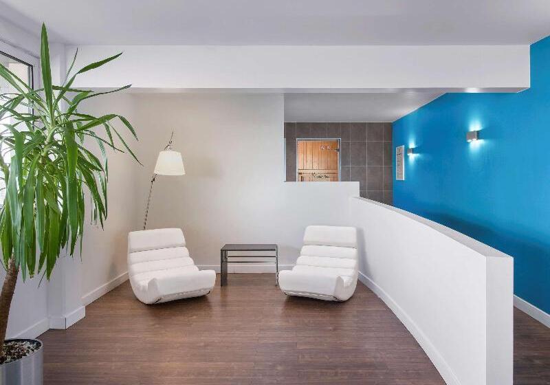 Novotel London Excel