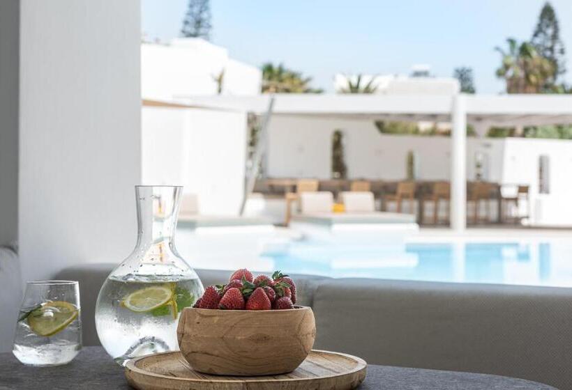 Santorini Kastelli Resort